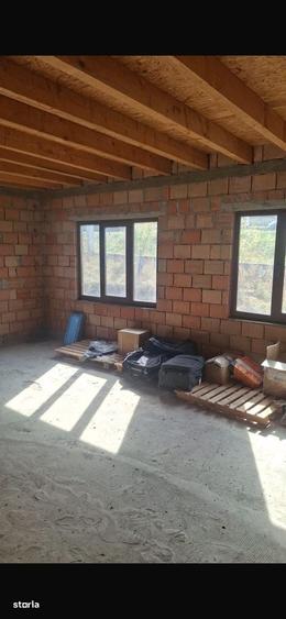 Casă cu 4 camere cu Teren 1400 Mp în Silivașu de Câmpie