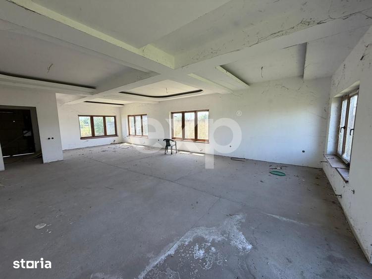 Casă cu 6 camere cu Teren 1000 Mp în Butimanu