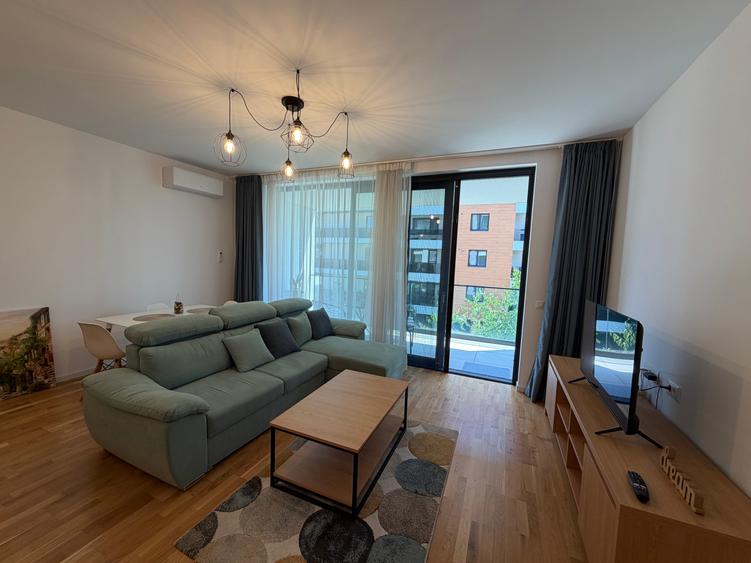 Apartament cu 2 camere decomandat în Băneasa