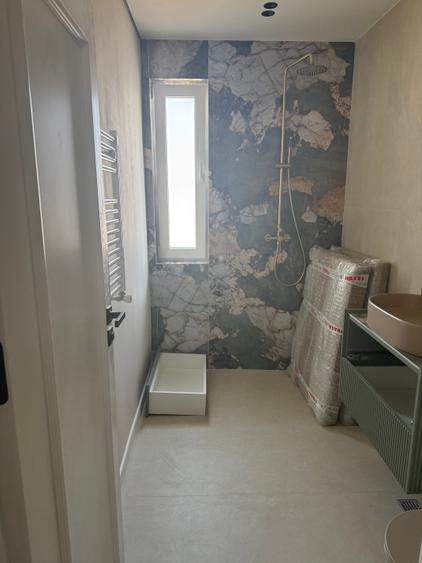 Apartament cu 4 camere decomandat în Brâncoveanu