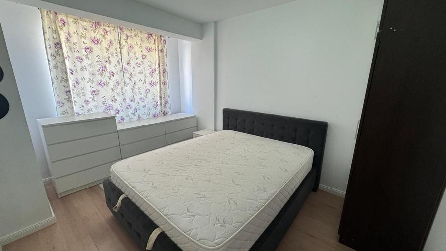 Apartament cu 3 camere decomandat, mobilat în Turnișor