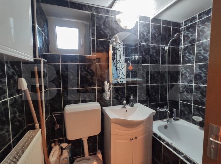 Apartament cu 2 camere semidecomandat, mobilat în 14 Mai