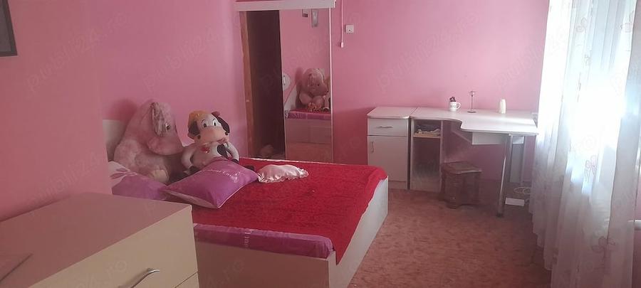 Casă cu 5 camere cu Teren 1050 Mp în Central