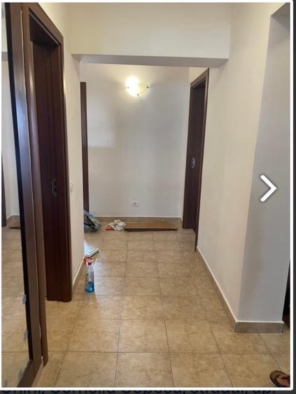 Apartament cu 3 camere decomandat, mobilat în Universitate