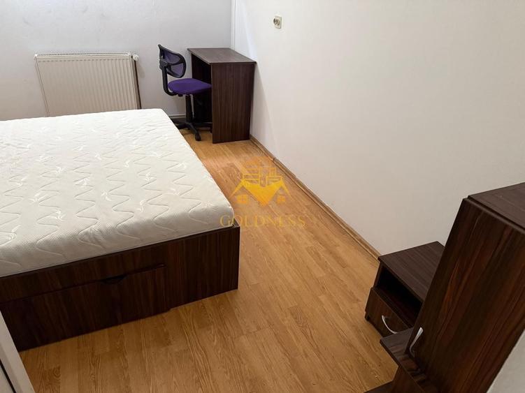 Apartament cu 3 camere semidecomandat, mobilat în Andrei Mureșanu