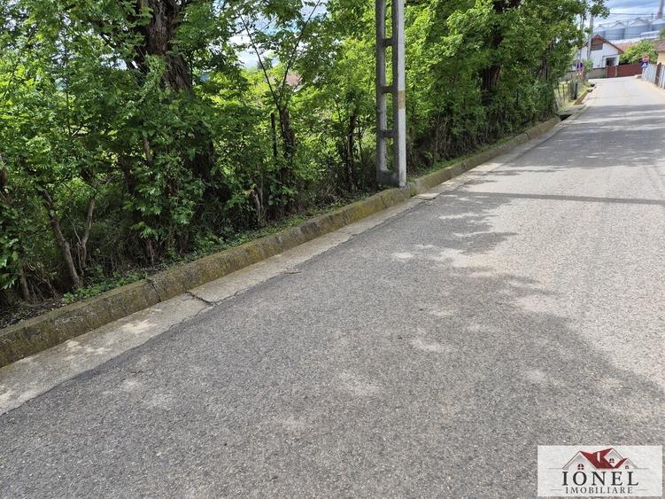 Teren Construcții intravilan de 1412 mp, în Sântimbru
