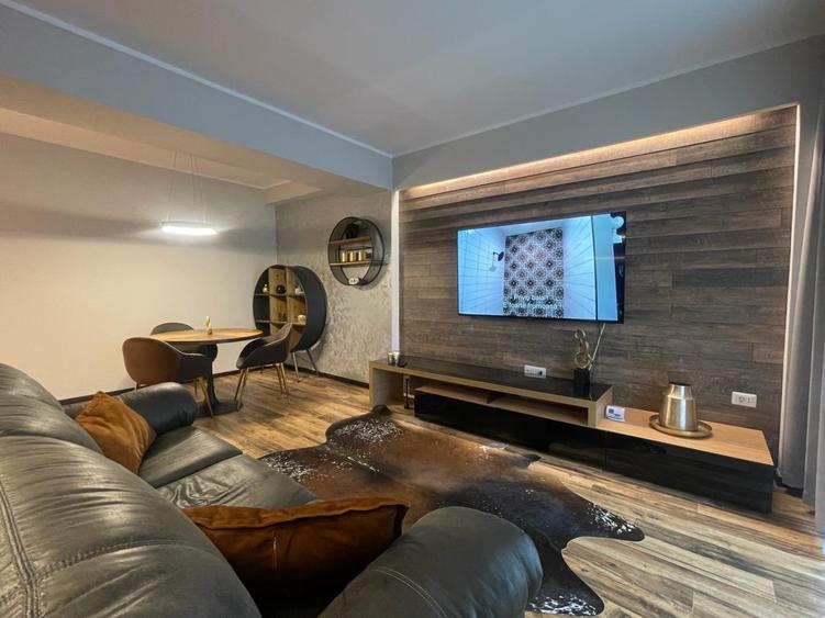Apartament cu 2 camere decomandat, mobilat în Tomis Plus