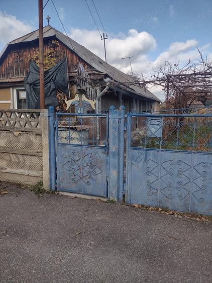 Casă cu 3 camere cu Teren 1000 Mp în Central