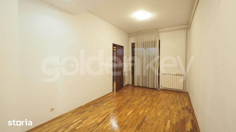 Vila cu piscina privata | 6 dormitoare | cartier rezidential