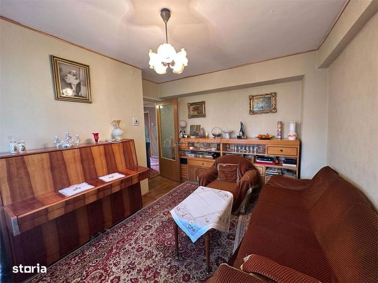 Apartament cu 3 camere decomandat, mobilat în Ultracentral