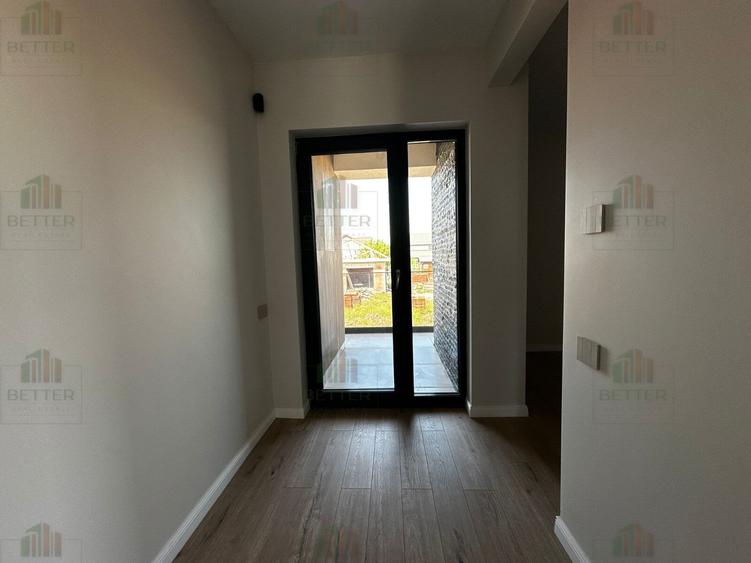Casă individuală cu 5 camere cu Garaj în Berceni