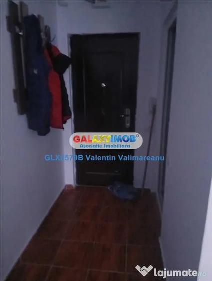 Garsonieră decomandată, mobilată în Progresul