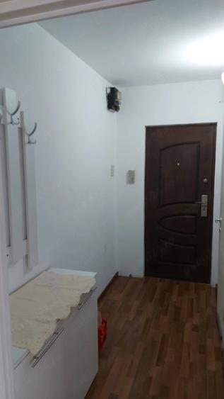 Apartament cu 2 camere nedecomandat în Central