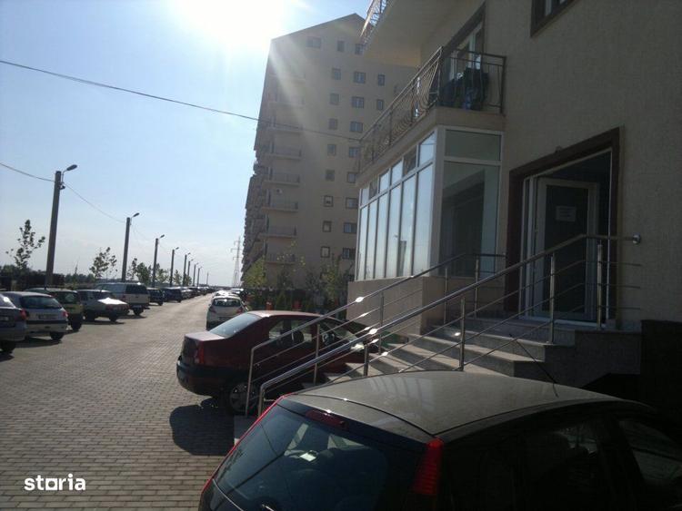 Spațiu comercial, de 64 mp, în Tineretului