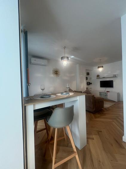 Apartament cu 2 camere decomandat în Pipera