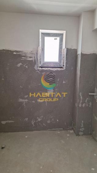 Apartament cu 3 camere decomandat în Berceni