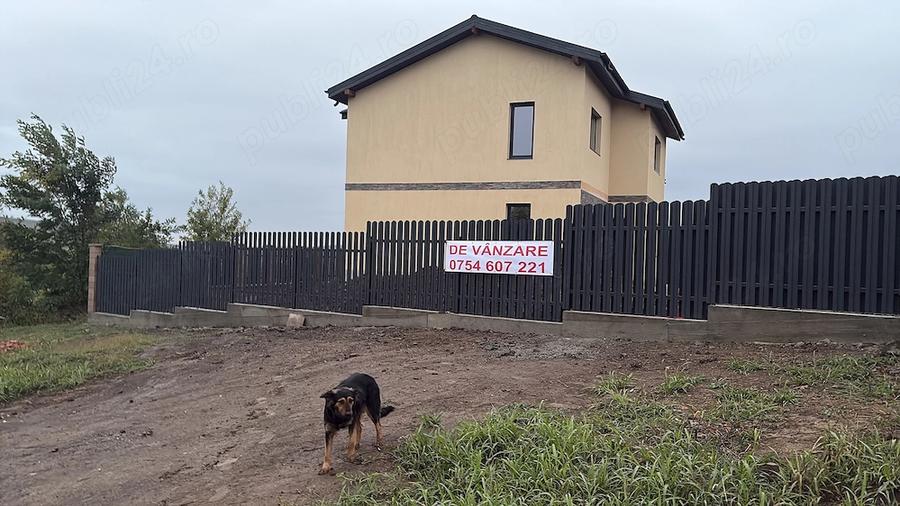 Casă cu Teren 750 Mp în Vânători
