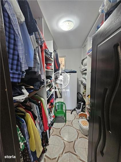 Casă cu 4 camere în Dorobanț