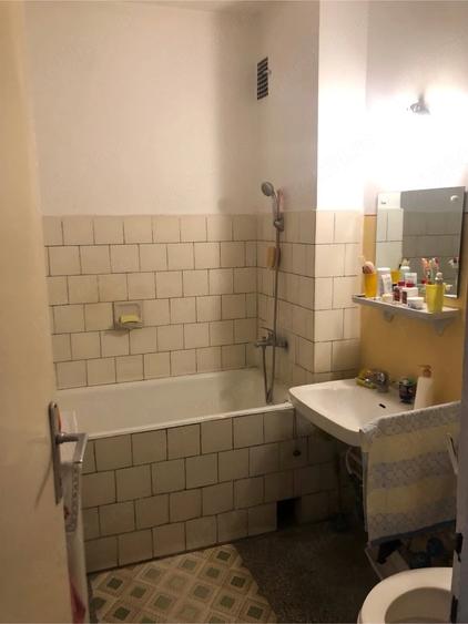 Apartament cu 2 camere semidecomandat în Podgoria