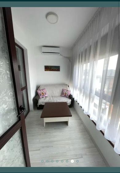 Apartament cu 2 camere semidecomandat în Fundeni