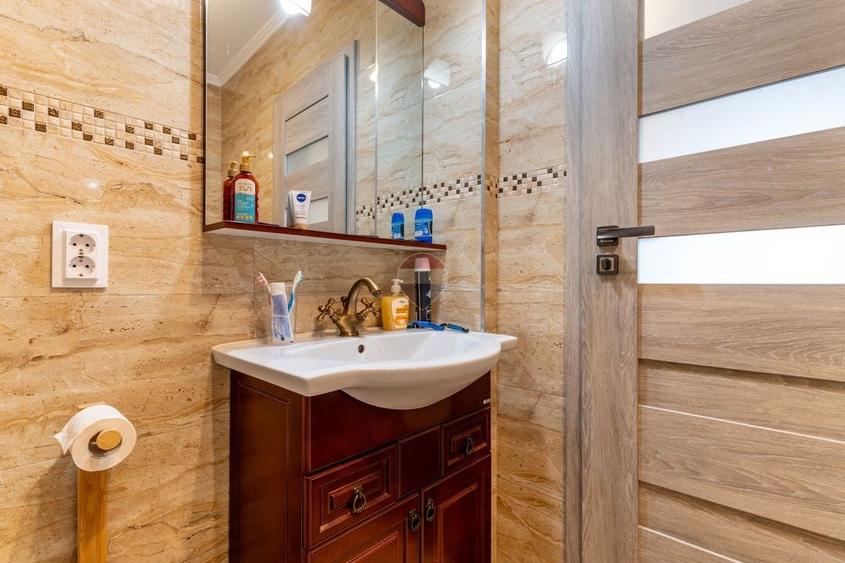 Apartament cu 2 camere semidecomandat, mobilat în Bună Ziua