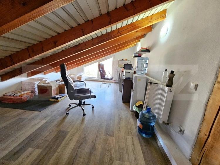 Apartament cu 4 camere decomandat în Cetate