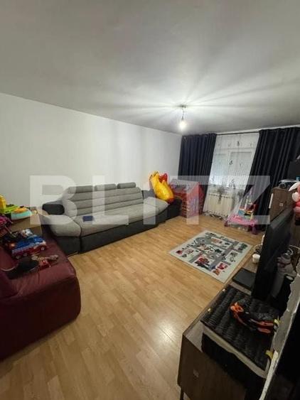 Apartament cu 2 camere decomandat în Exterior Vest