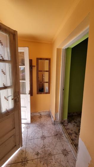 Casă individuală cu 1 camere cu Teren 3700 Mp în Apateu