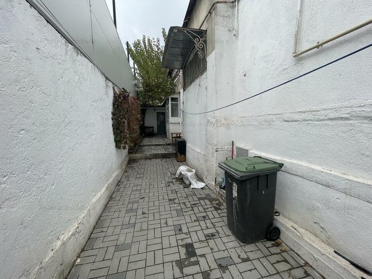 Casă individuală cu 6 camere cu Canalizare în Iancului
