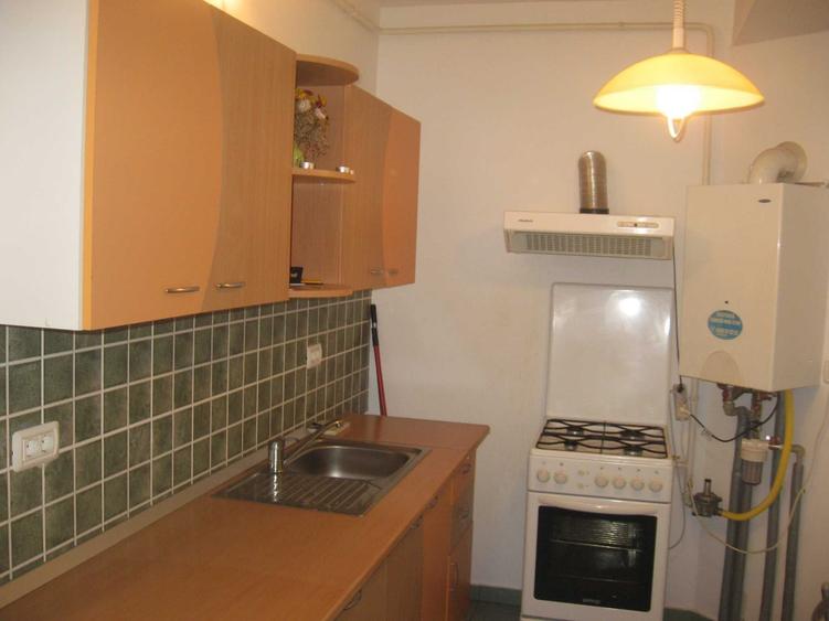 Proprietar ofer spre inchiriere apartament cu o camera - 8