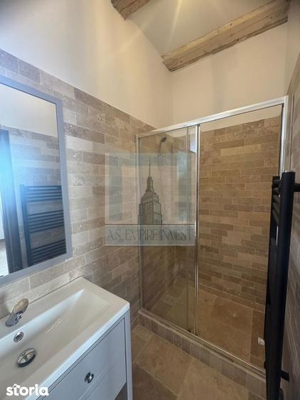 Casă cu 2 camere cu Canalizare în Schei