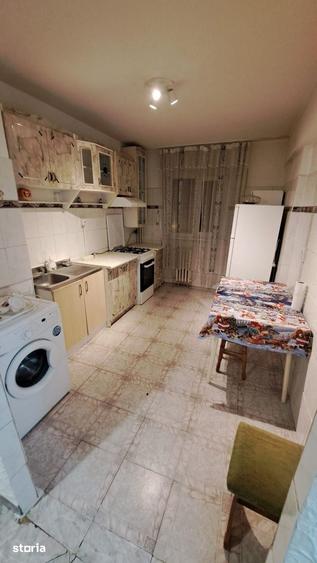 Apartament cu 3 camere în B-dul București