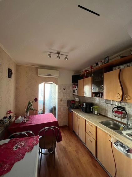 Apartament de vanzare - 2