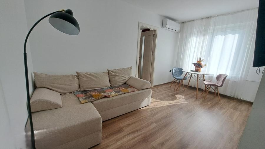 Apartament cu 2 camere semidecomandat în Tomis Nord