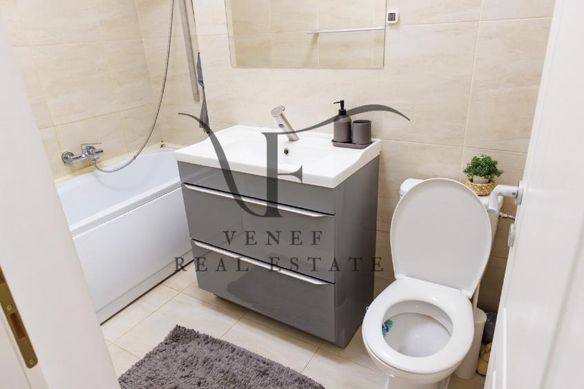 Apartament cu 3 camere decomandat în Obor