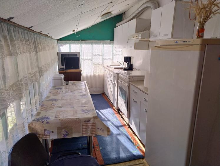 Casă cu 5 camere cu Teren 1100 Mp în Central