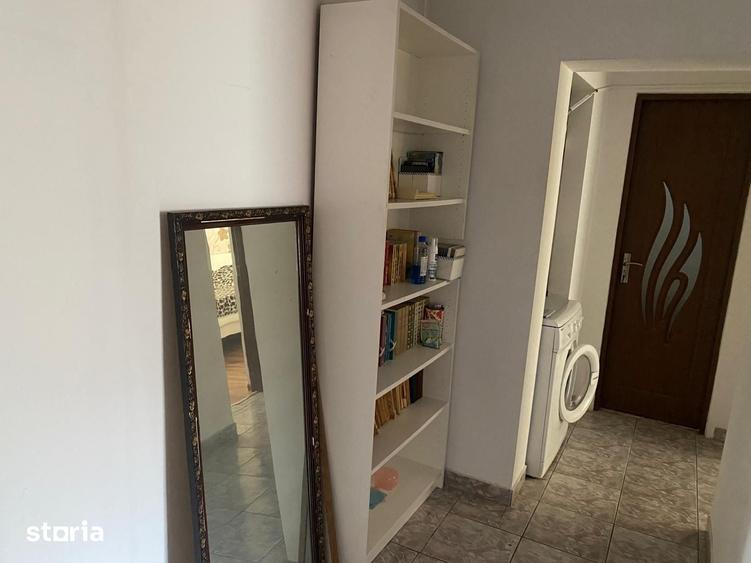 Apartament cu 3 camere decomandat în Pantelimon