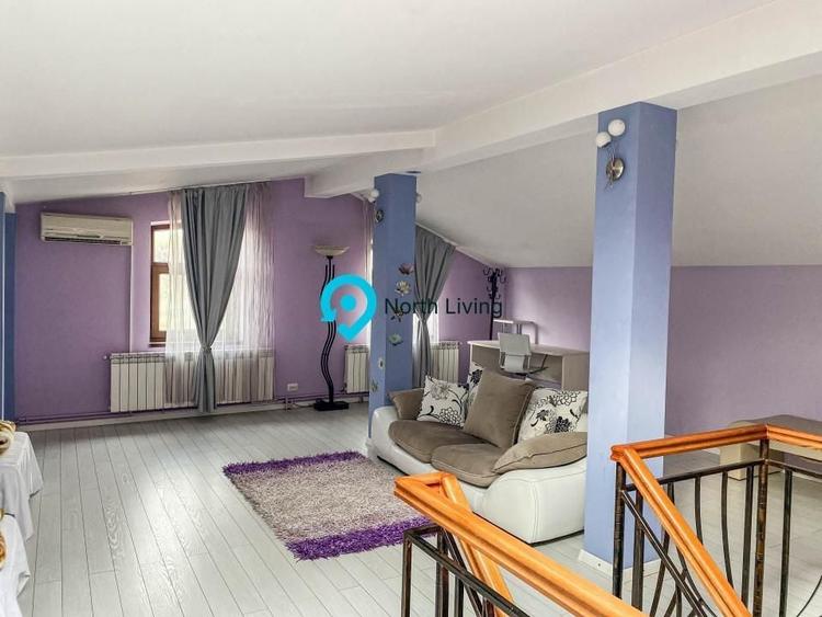 Casă individuală cu 7 camere cu Canalizare în Clinceni