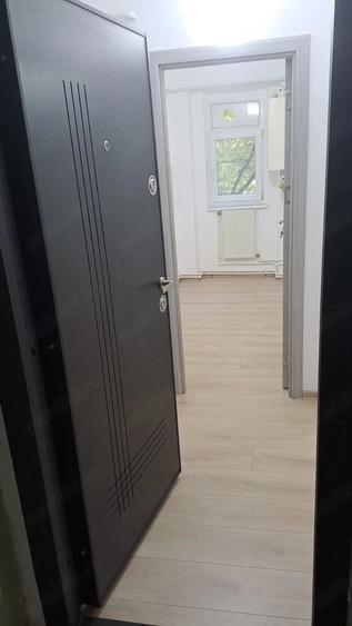 Apartament cu 2 camere semidecomandat în Viziru 3