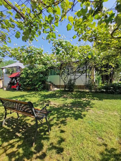 Casă cu 4 camere în Valea Mare-Pravăț