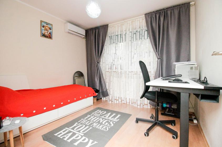 Apartament cu 4 camere decomandat, mobilat în Lacul Tei