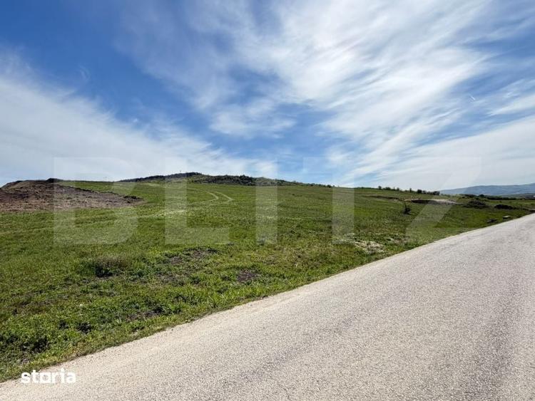 Teren de 6550 mp, în Hereclean