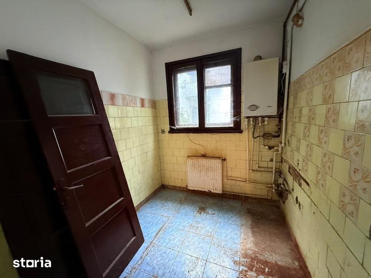 Apartament cu 2 camere decomandat în Primăverii