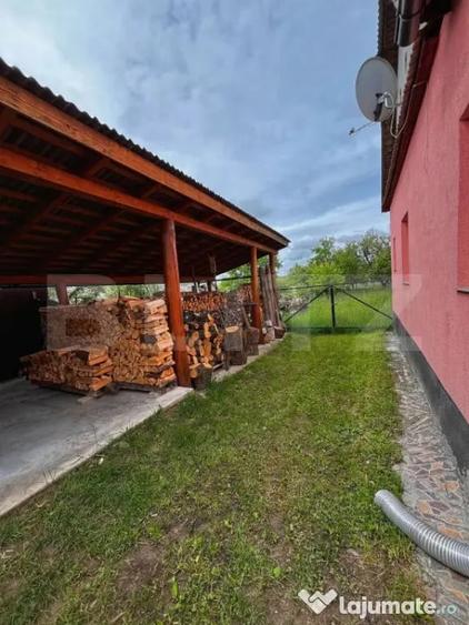Casă cu 7 camere cu Teren 4200 Mp în Central