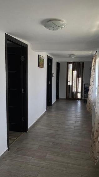 Casă cu 4 camere în Ogrezeni