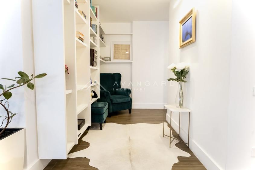 Penthouse cu 3 camere semidecomandat, mobilat în Gheorgheni
