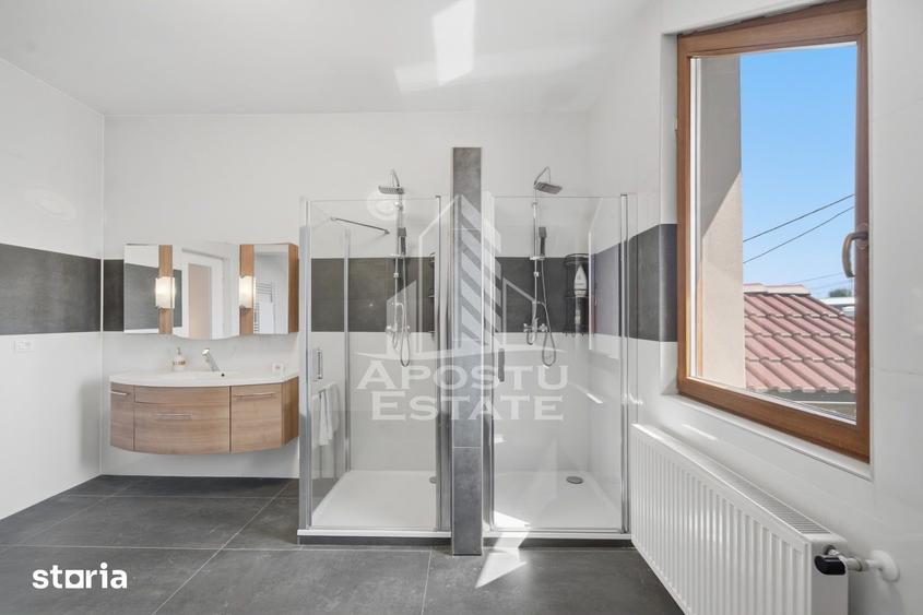 Casă cu 4 camere cu Teren 680 Mp în 6 Vânători