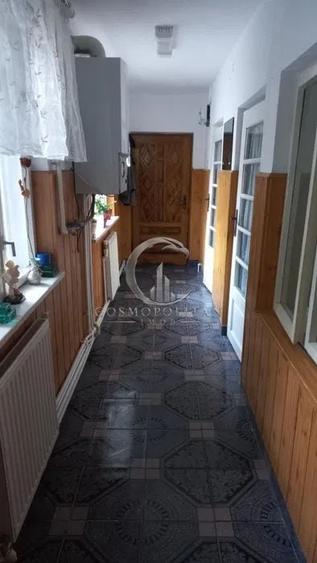 Casă individuală cu 3 camere cu Canalizare în 1 Decembrie