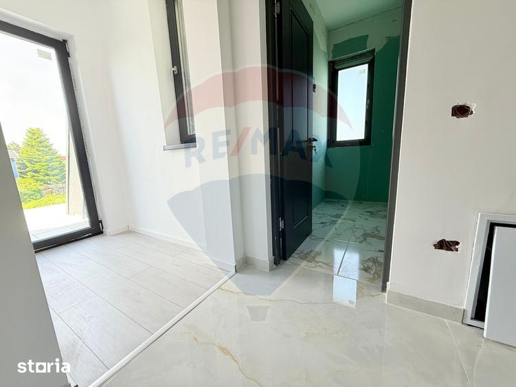 Casă cu 5 camere cu Teren 578 Mp în Cornetu