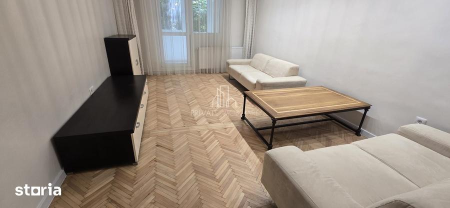 Apartament cu 3 camere în Tudor Vladimirescu